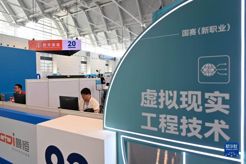 手机港式五张哪个棋牌可以玩